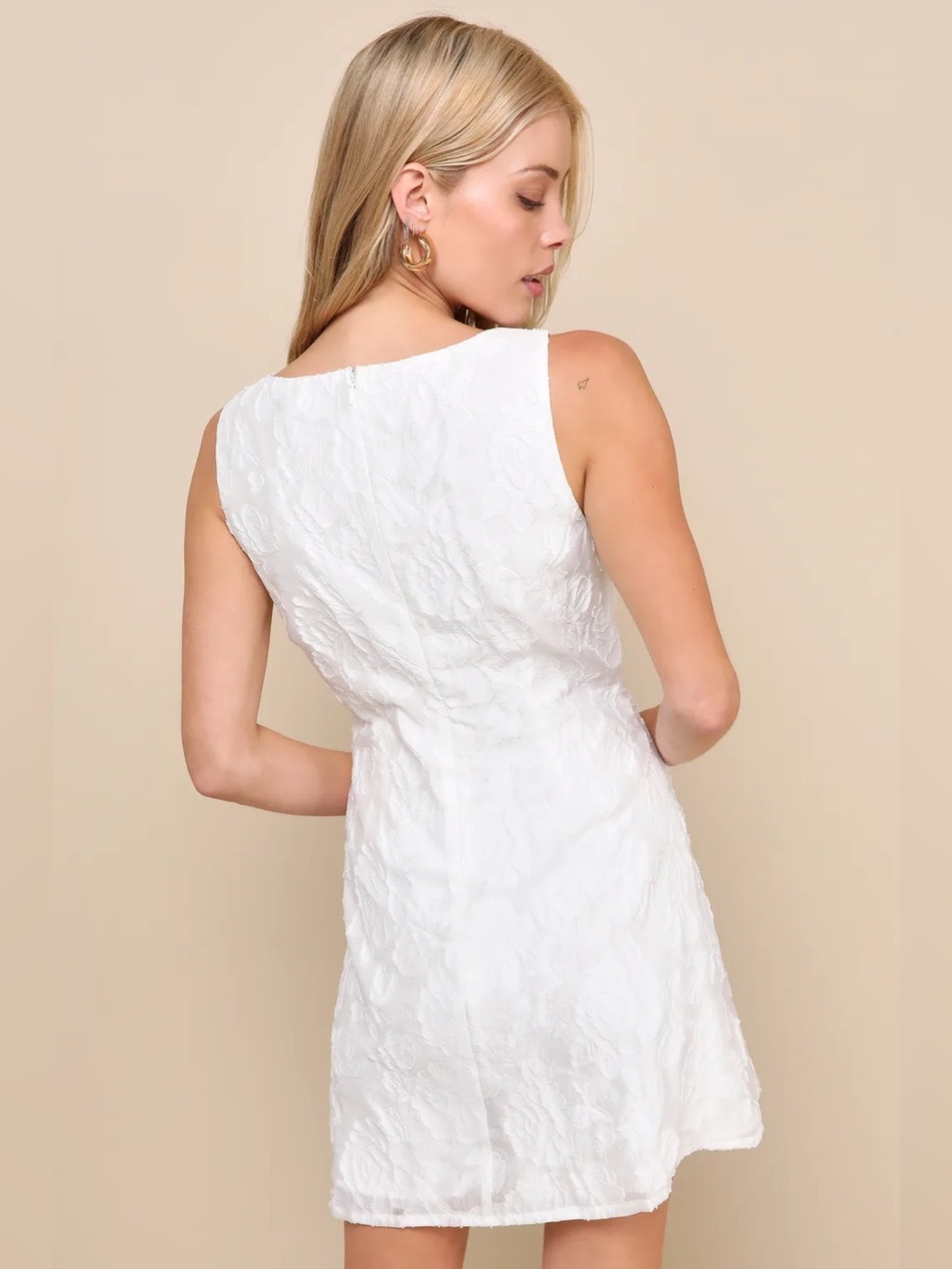 Lulus Exquisite Moments White Floral Jacquard Sleeveless Mini Dress Size S NWT - Picture 3 of 10